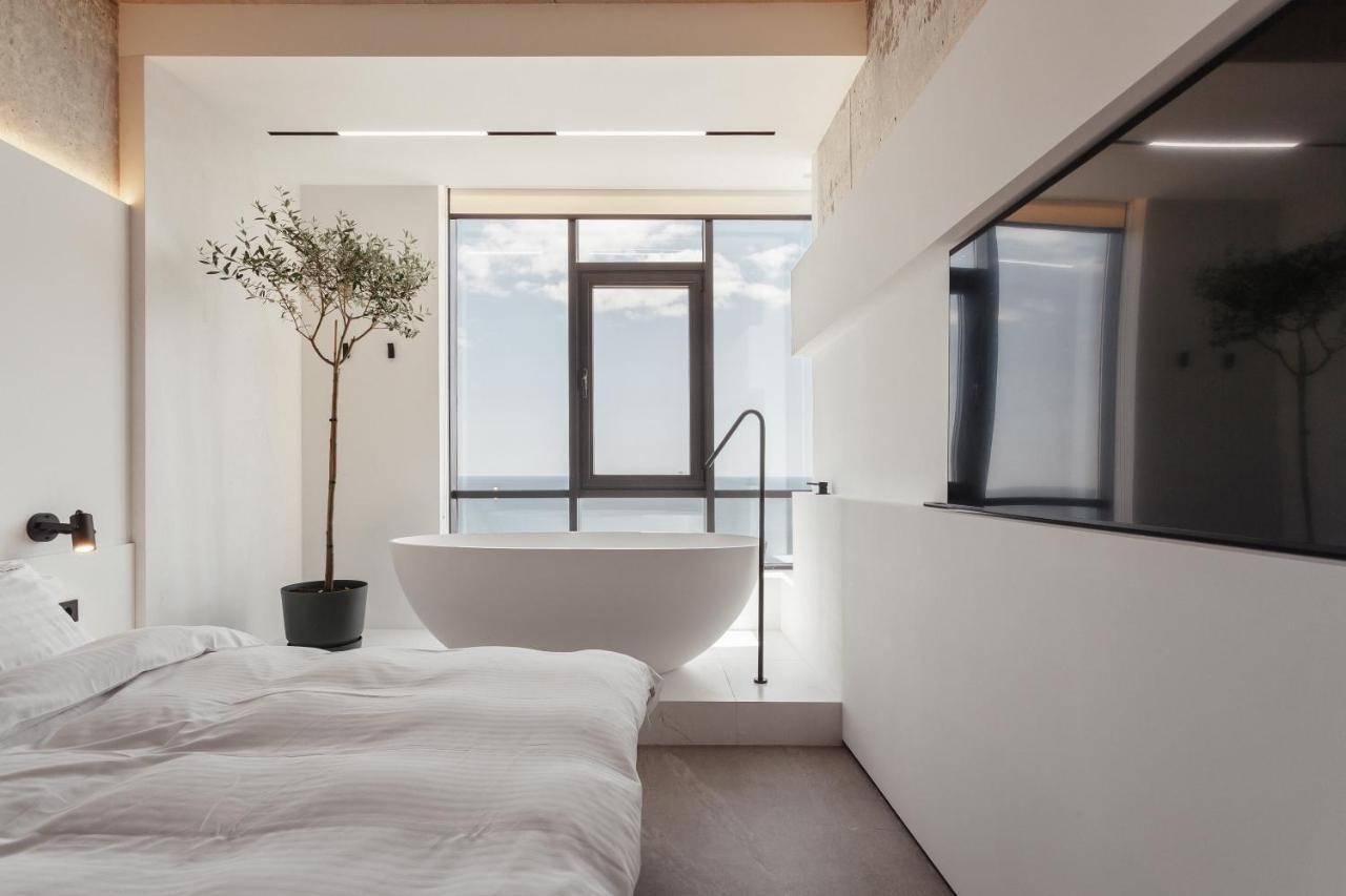 Sea And Sky Apartment *