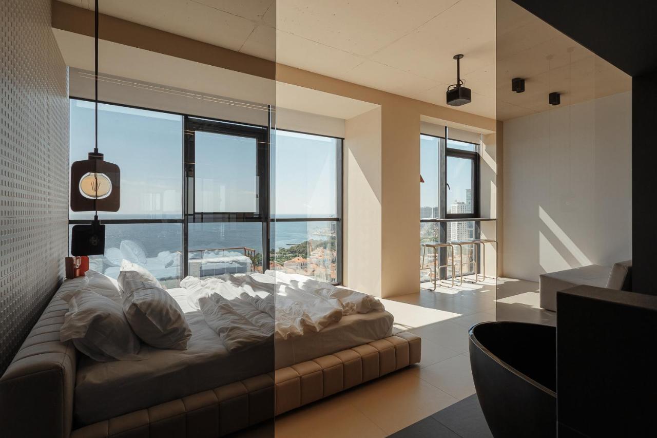 Apartment Sea And Sky