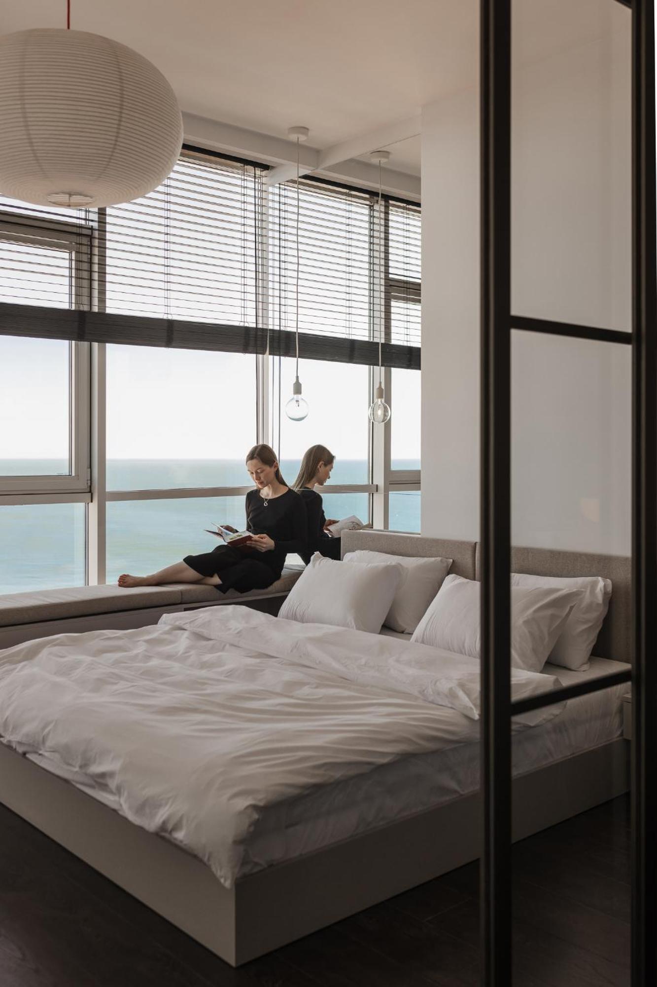 Sea And Sky Apartment